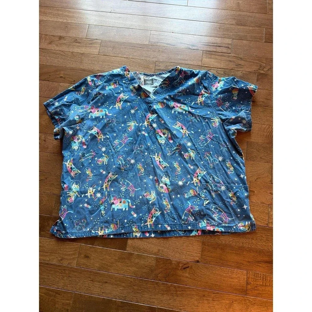 Butter Soft Originals Space Cats  Scrubs Top 4X
